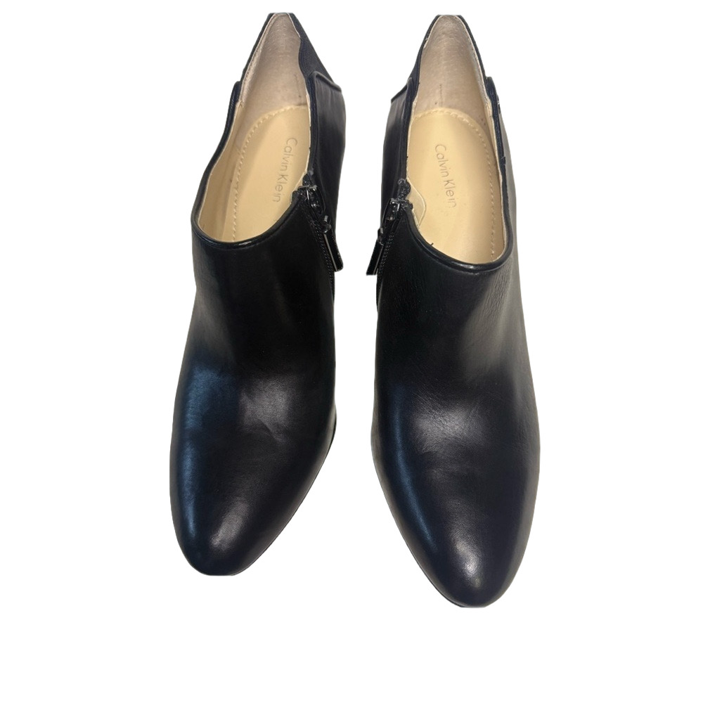 Calvin Klein Black Women's Heeled Shoes , size 8.5 . New condition  DA004